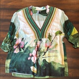Floral Green and White Women's Top